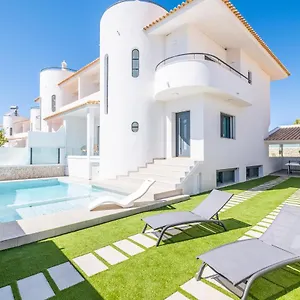 atlantis-luxury-villa.hotelaalgarve.com/