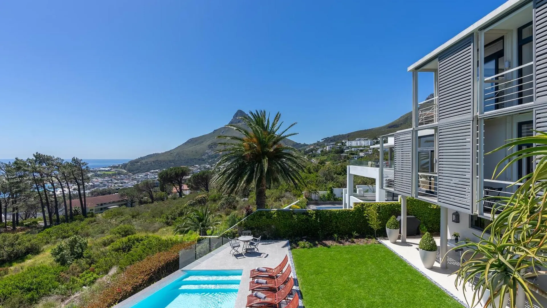The 11 Camps Bay Villa Cape Town 0*,